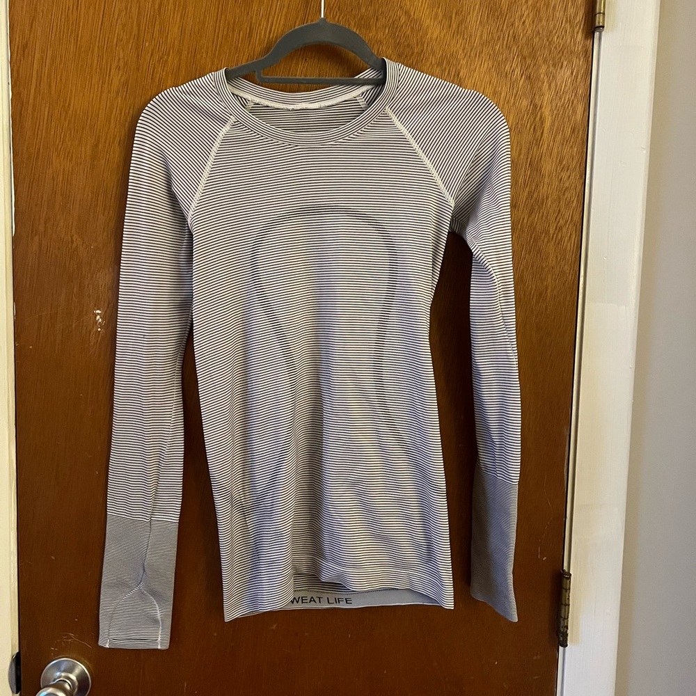 Lululemon Swiftly Tech Long Sleeve